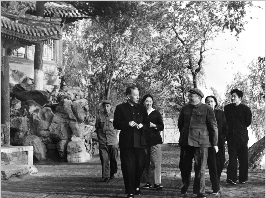 11.ѡְϺɢ(1952 z)