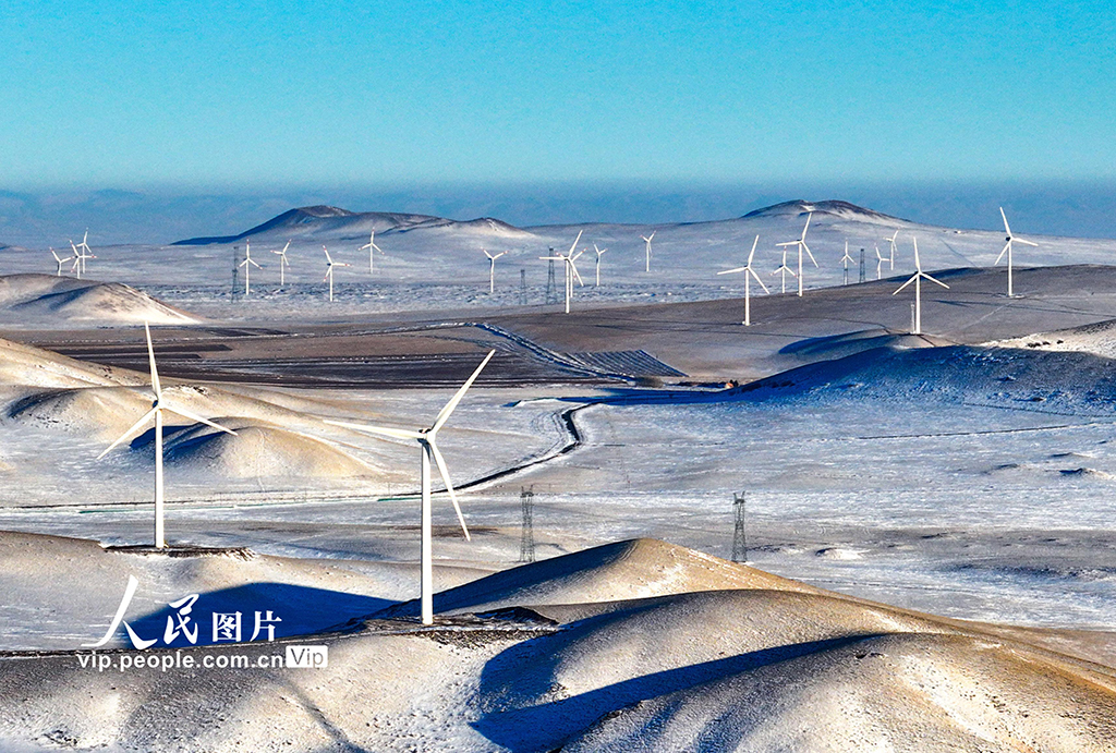內(nèi)蒙古錫林郭勒盟：打造新能源發(fā)電產(chǎn)業(yè)集群