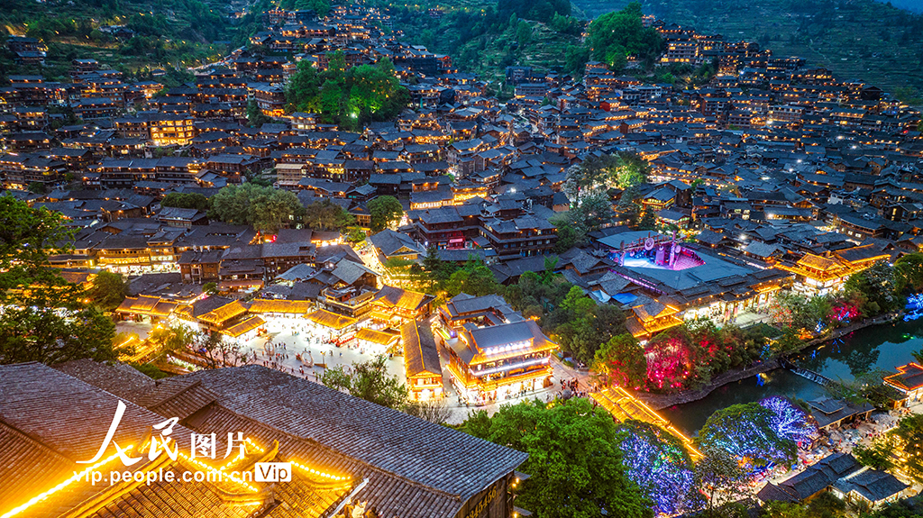 貴州雷山：千年苗寨 盛景璀璨