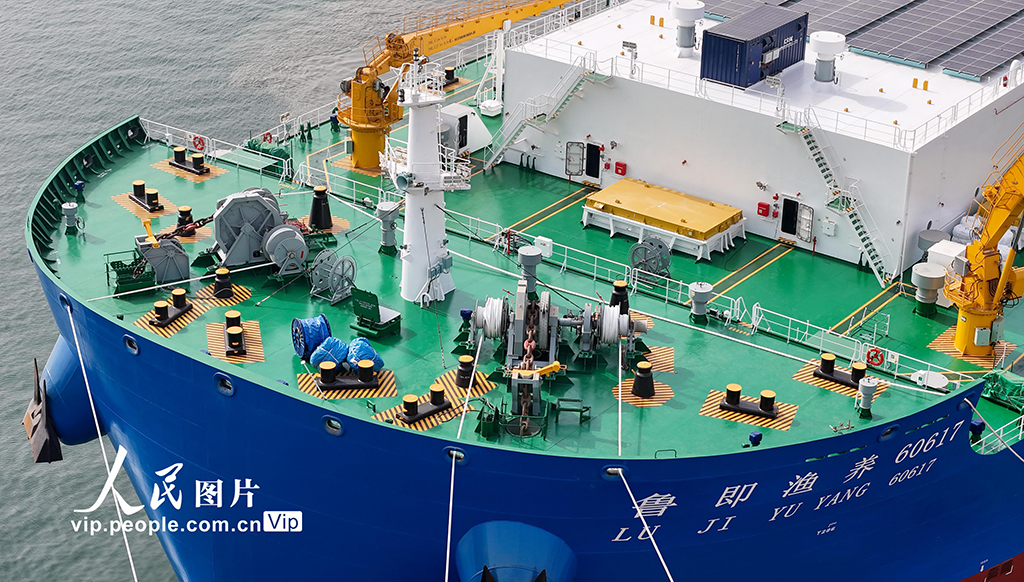 全球首艘15萬噸級智慧漁業(yè)養(yǎng)殖工船在山東青島交付運營【3】