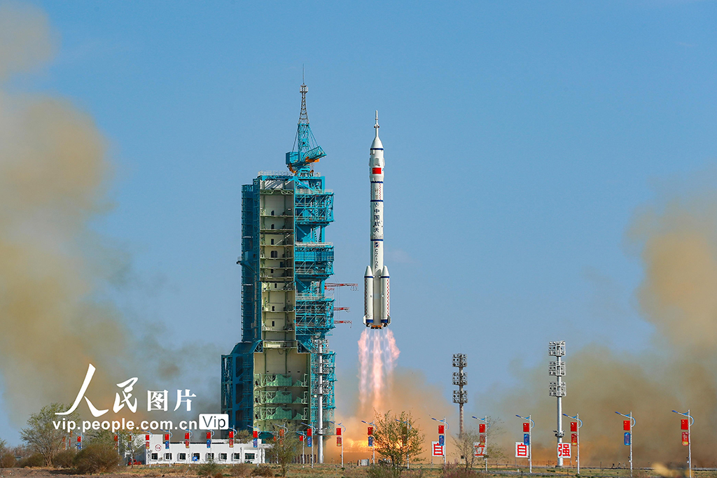 神舟二十號(hào)載人飛船發(fā)射取得圓滿成功