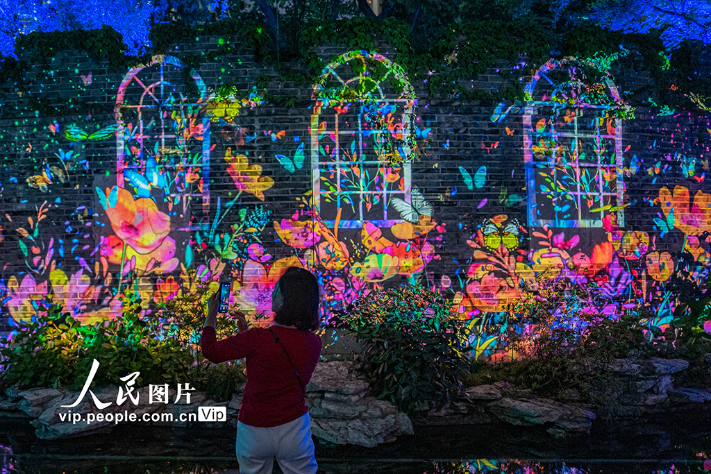 上海：光影盛宴點(diǎn)亮靜安商圈
