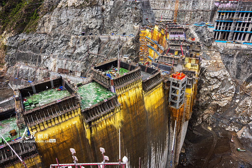 四川白玉：葉巴灘水電站建設(shè)有序推進