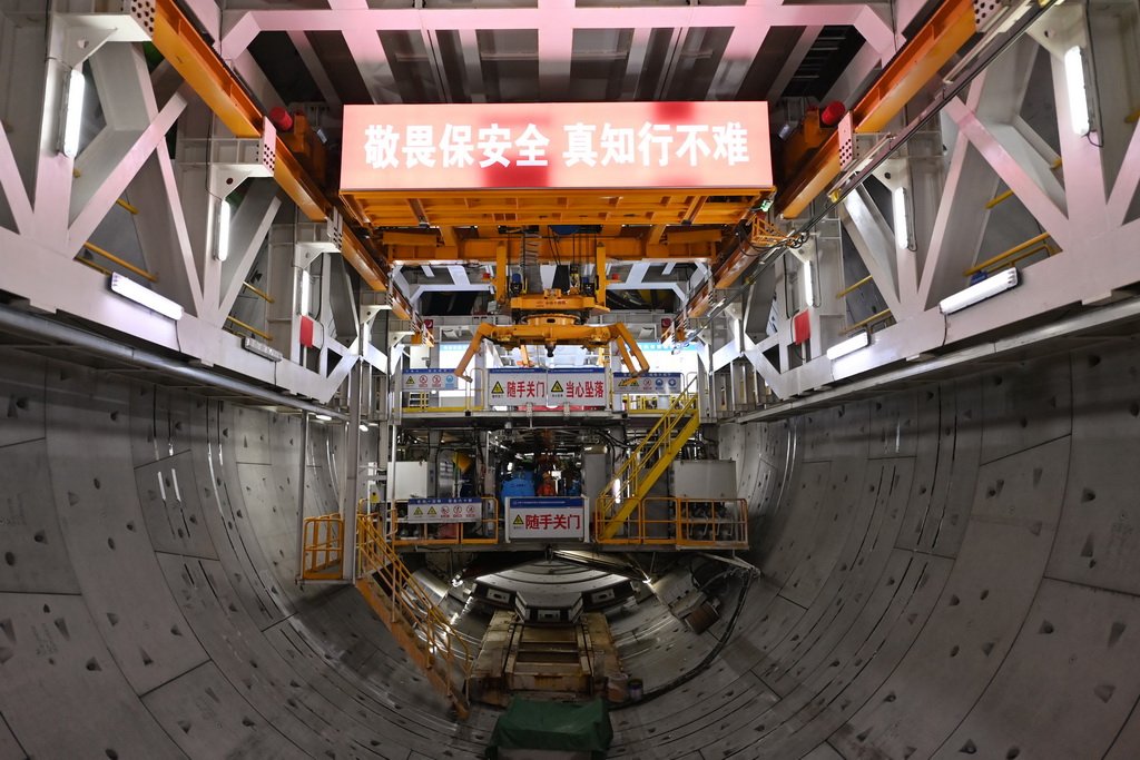 5月19日拍攝的盾構(gòu)機施工現(xiàn)場。