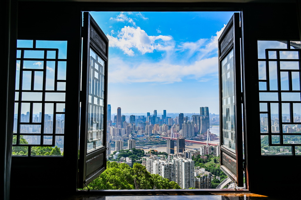 這是5月22日拍攝的重慶城市景象。