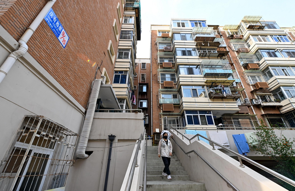 天津南門外大街商圈北部片區(qū)城市更新項目改造翻新后的慶有西里社區(qū)（5月29日攝）。