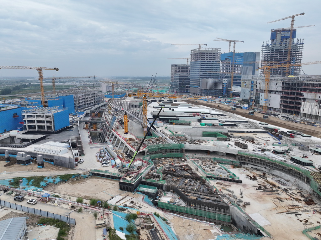 雄忻高鐵雄安地下段及相關(guān)配套工程四標(biāo)段建設(shè)現(xiàn)場（9月12日攝，無人機(jī)照片）。